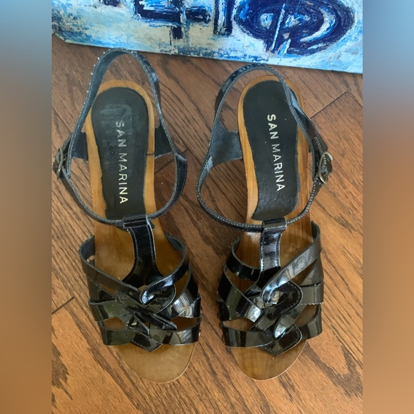 Solid Wood Base Leather Upper San Marina Black Patent Sz 38 Italy Heeled Sandals - Picture 11 of 11